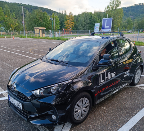 L:line: Toyota yaris